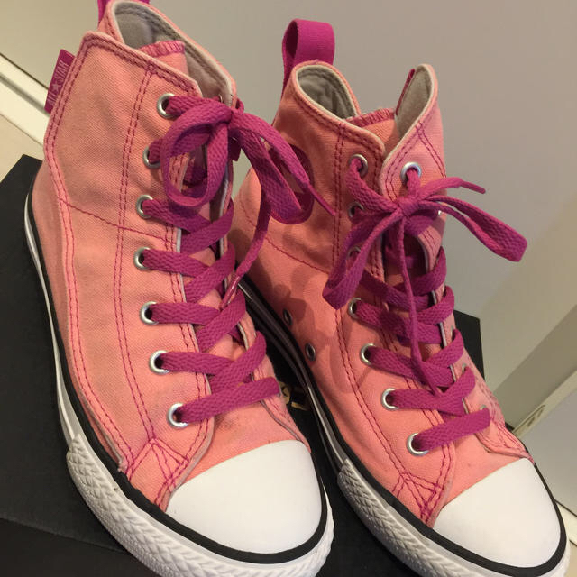 CONVERSE(コンバース)のコンバース 21.5cm ピンク  キッズ/ベビー/マタニティのキッズ靴/シューズ(15cm~)(スニーカー)の商品写真