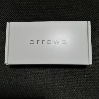 アローズ(arrows)の富士通 ARROWS M05ホワイト(スマートフォン本体)