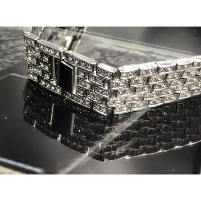 アップルウォッチダイヤカバーベルトセットCZダイヤ　最高ランク　長さ調整工具付き メンズの時計(腕時計(デジタル))の商品写真