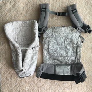 エルゴベビー(Ergobaby)のエルゴ 抱っこ紐&インサート ギャラクシーグレー(抱っこひも/おんぶひも)