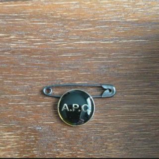 アーペーセー(A.P.C)のA.P.C.ピンバッジ＊なおみ様専用(その他)