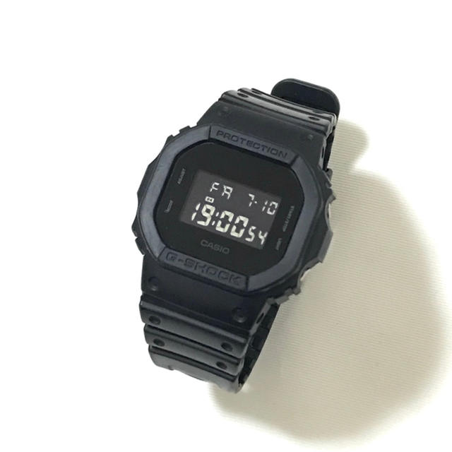 カシオ　G-SHOCK Gショック　DW5600BB 反転液晶　腕時計　スピード