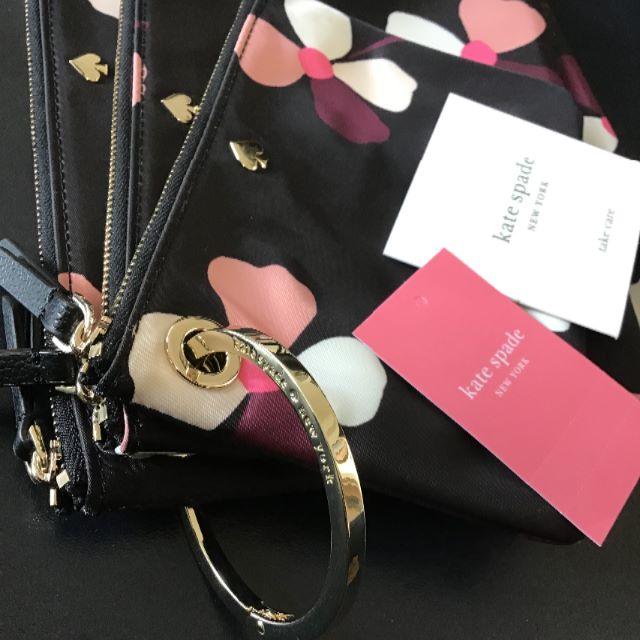 新品　kate  spade 3連ポーチ