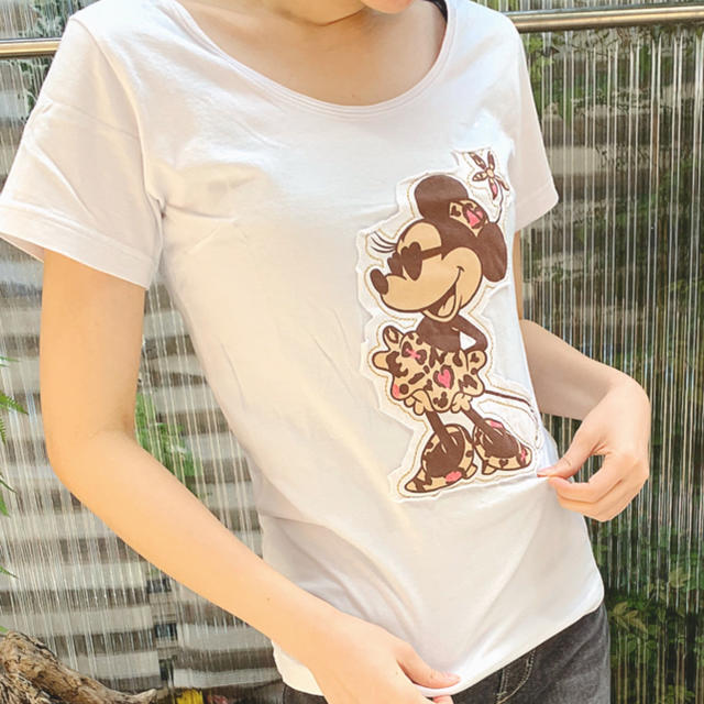 Disney(ディズニー)のDisney ミニー　Tシャツ　L レディースのトップス(Tシャツ(半袖/袖なし))の商品写真