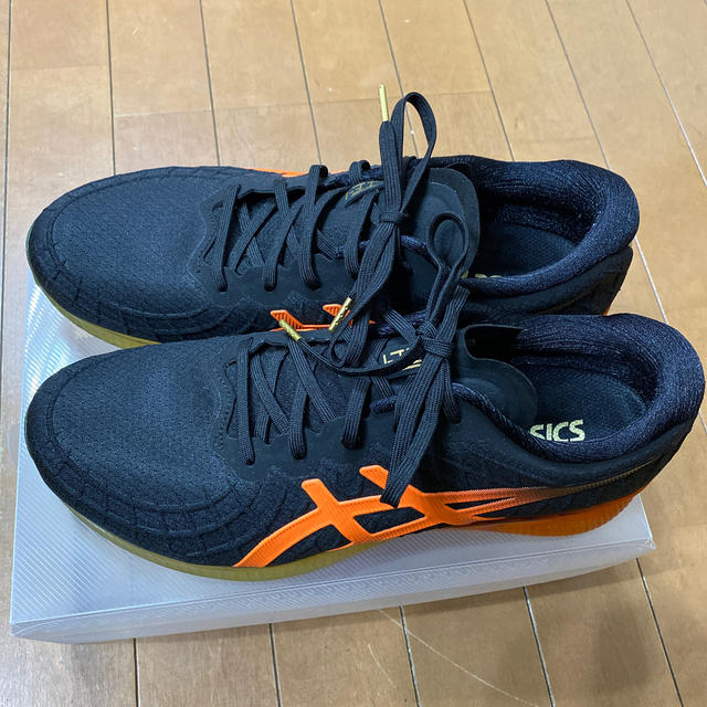 asics(アシックス)のGEL-QUANTUM INFINITY ゲル クウォンタム インフィニティ スポーツ/アウトドアのランニング(シューズ)の商品写真