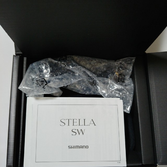 シマノ　１９ステラSW　８０００ＨＧ　未使用品 3