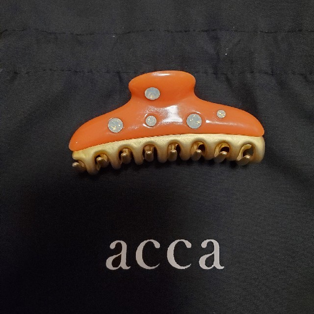 再々値下 新品‼️ acca アッカ ヘア クリップ オレンジ  スワロ 乳白色