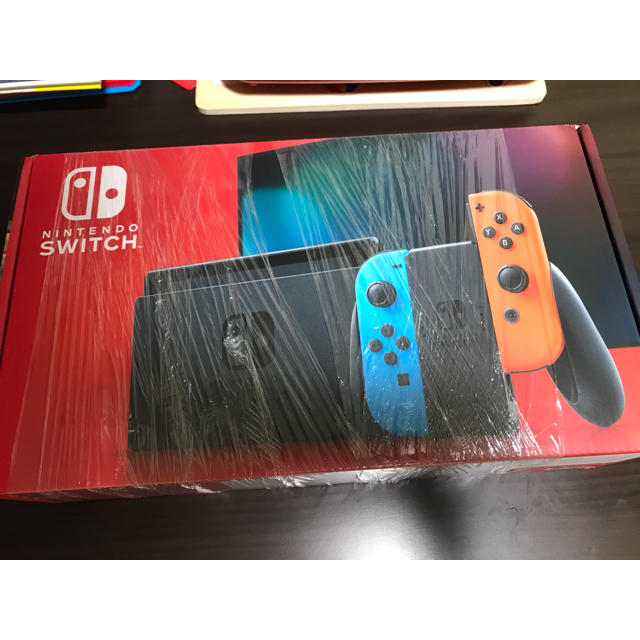 新品未開封】任天堂 Switch 新品未開封】任天堂 Switch