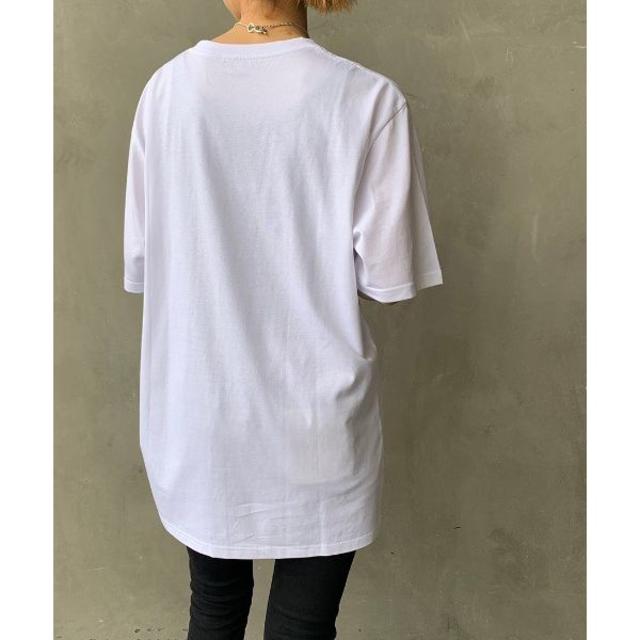 carhartt(カーハート)のM 新品 カーハートWIP ロゴ ポケット Tシャツ 白 メンズのトップス(Tシャツ/カットソー(半袖/袖なし))の商品写真