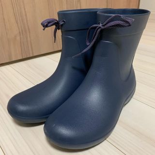 クロックス(crocs)のクロックス　レインブーツ　w9 ネイビー(レインブーツ/長靴)