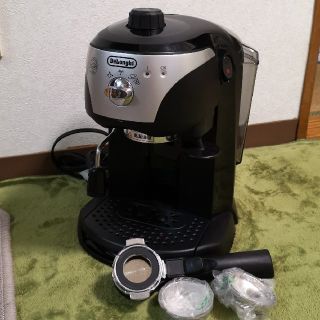 DeLonghi - デロンギ エスプレッソ カプチーノ メーカーの通販｜ラクマ