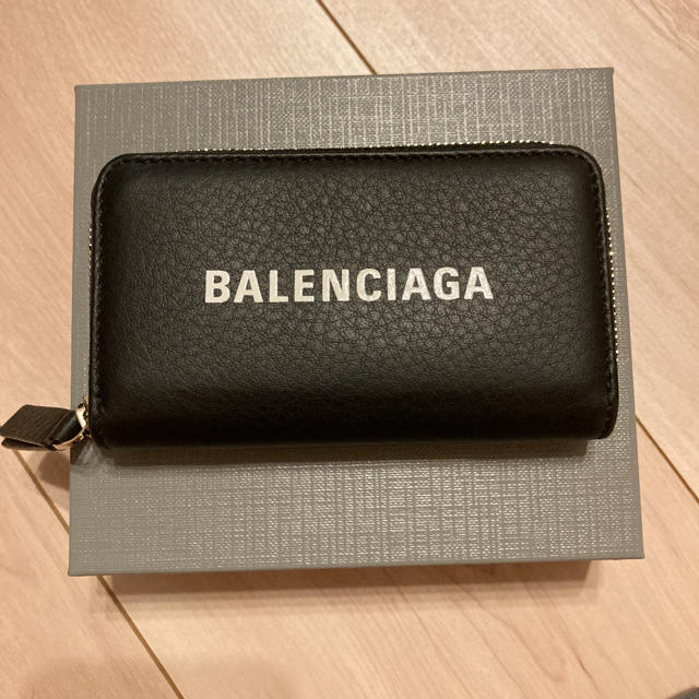 Balenciaga(バレンシアガ)のバレンシアガ BALENCIAGA エブリデイ ラウンドジップ コインケース メンズのファッション小物(コインケース/小銭入れ)の商品写真