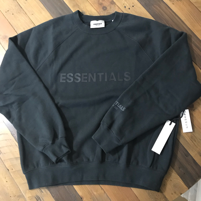 FEAR OF GOD(フィアオブゴッド)のEssentials Crew Neck Sweatshirt   メンズのトップス(スウェット)の商品写真