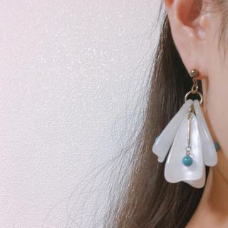 ザラ(ZARA)のピアス イヤリング アクセサリー ターコイズ ホワイト(ピアス)