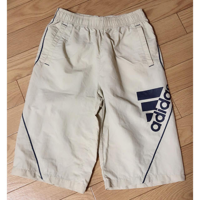 adidas(アディダス)のadidas ハーフパンツ キッズ/ベビー/マタニティのキッズ服男の子用(90cm~)(パンツ/スパッツ)の商品写真