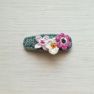 ピンクのお花のパッチンピン(ファッション雑貨)