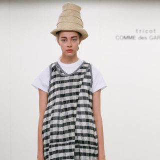 コム デ ギャルソン(COMME des GARCONS) 麦わら帽子(レディース)の通販