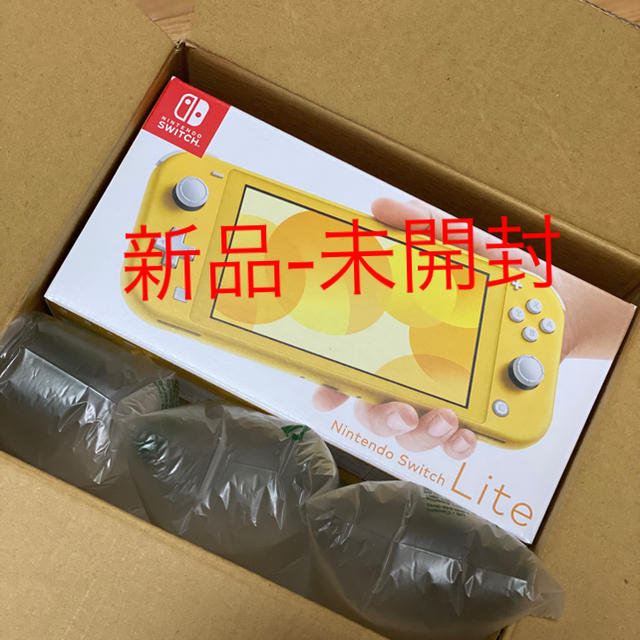 Nintendo Switch(ニンテンドースイッチ)のNINTENDO SWITCH LITE YELLOW 新品・未開封 エンタメ/ホビーのゲームソフト/ゲーム機本体(家庭用ゲーム機本体)の商品写真