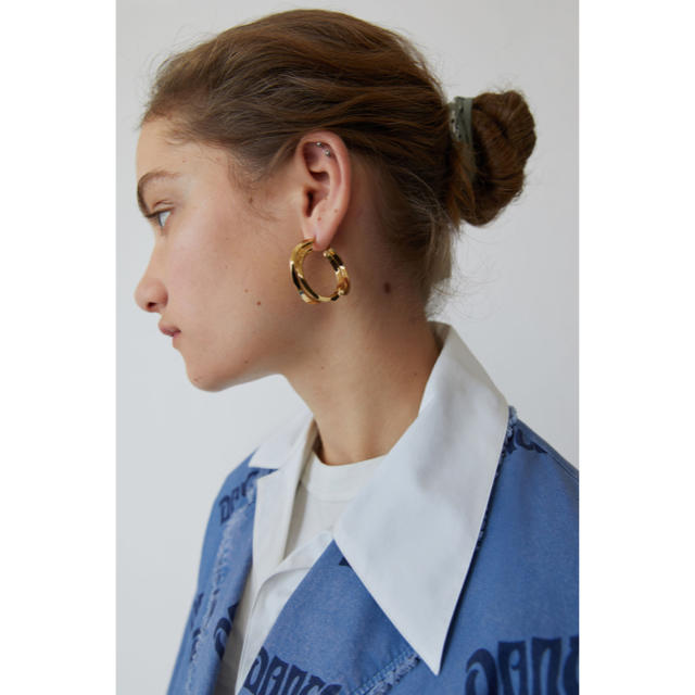 ACNE(アクネ)の値下げ　ACNE STUDIOS 18SS ピアス 片耳用 レディースのアクセサリー(ピアス)の商品写真