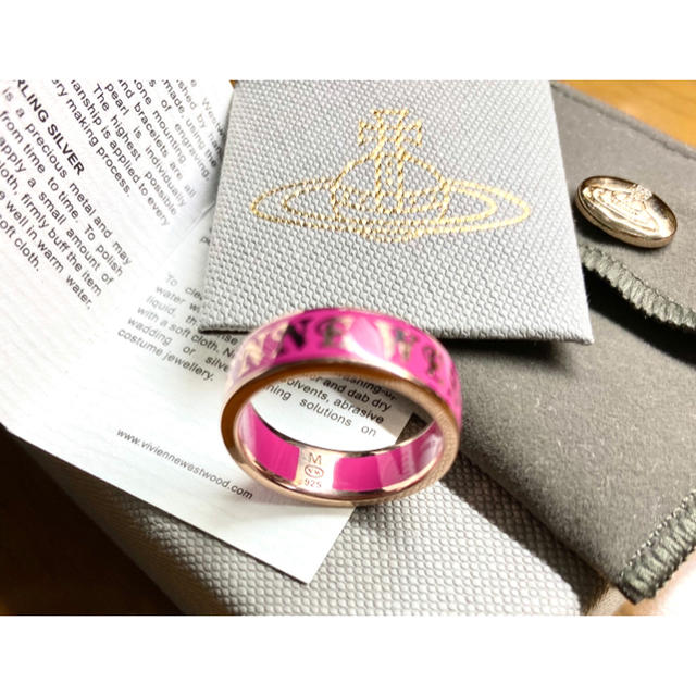Vivienne Westwood(ヴィヴィアンウエストウッド)の【美品/M】ヴィヴィアンウエストウッド コンジットストリートリング ピンク レディースのアクセサリー(リング(指輪))の商品写真