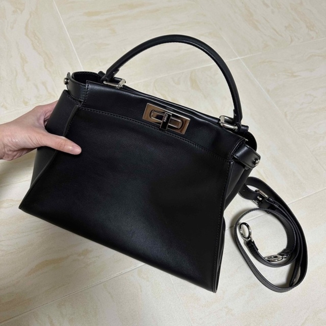 FENDI(フェンディ)のフェンディ モンスター レギュラーピーカブー レディースのバッグ(ハンドバッグ)の商品写真