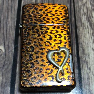 ジッポー(ZIPPO)のZippo 豹柄　剥れアリ(タバコグッズ)