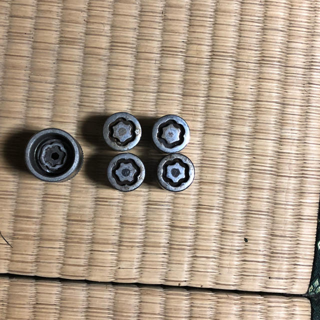 スバル車 マックガード ホイールロックナット 自動車/バイクの自動車(セキュリティ)の商品写真