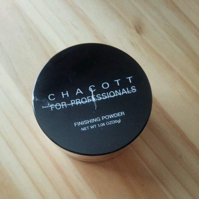 CHACOTT(チャコット)のチャコット　フィニッシングパウダー コスメ/美容のベースメイク/化粧品(フェイスパウダー)の商品写真