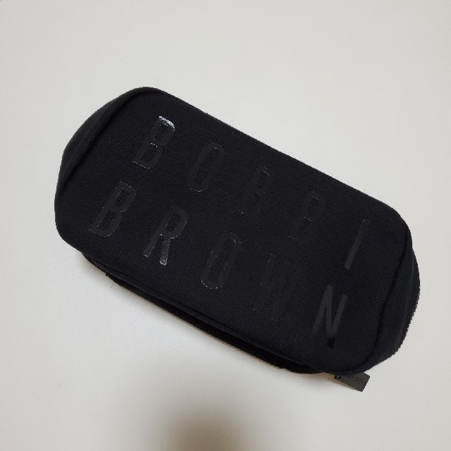 BOBBI BROWN(ボビイブラウン)の非売品）ボビーブラウンポーチ レディースのファッション小物(ポーチ)の商品写真
