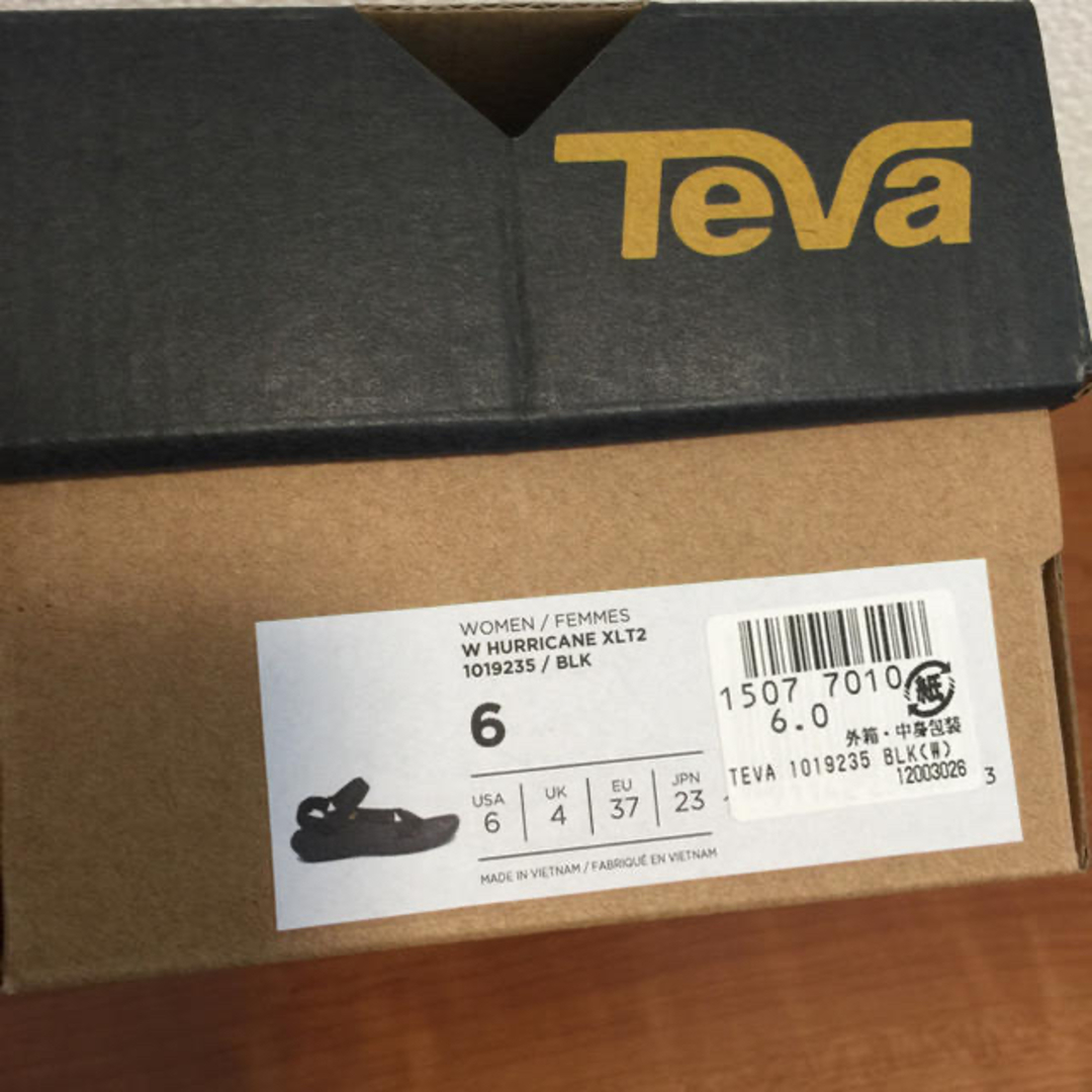 Teva(テバ)の新品 teva ハリケーン XLT2 ブラック 23cm レディースの靴/シューズ(サンダル)の商品写真