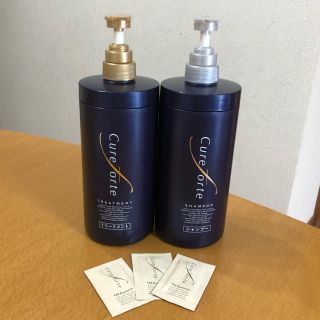 キュアフォルテ シャンプー&トリートメントセットの通販 by ねむ ...