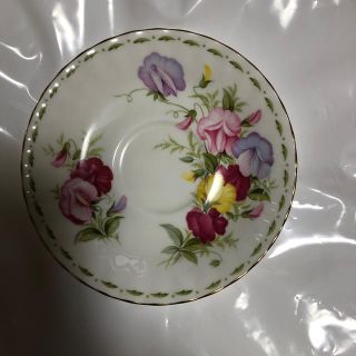 ロイヤルアルバート(ROYAL ALBERT)のロイヤルアルバートお皿(食器)