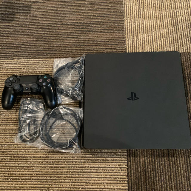 PlayStation4(プレイステーション4)のSONY PlayStation4 本体 CUH-2200AB01 エンタメ/ホビーのゲームソフト/ゲーム機本体(家庭用ゲーム機本体)の商品写真