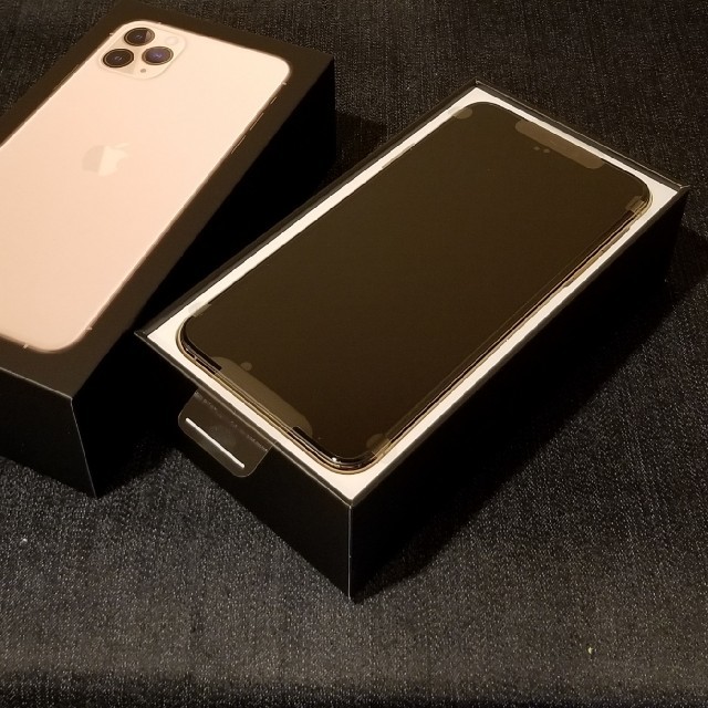 SIMフリー/新品未使用】iPhone11 Pro Max 64GB/ゴールド