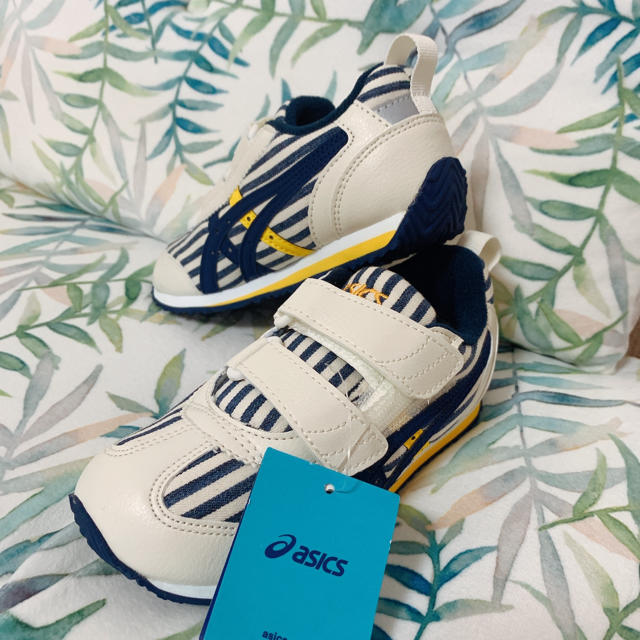 asics(アシックス)の新品17cm asicsアイダホmini 箱あり キッズ/ベビー/マタニティのキッズ靴/シューズ(15cm~)(スニーカー)の商品写真