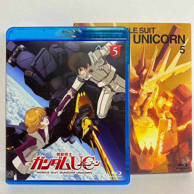 BANDAI(バンダイ)の★機動戦士ガンダムUC　5 Blu-ray★ エンタメ/ホビーのDVD/ブルーレイ(アニメ)の商品写真