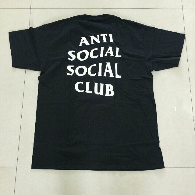 ANTI SOCIAL SOCIAL CLUB Tシャツ