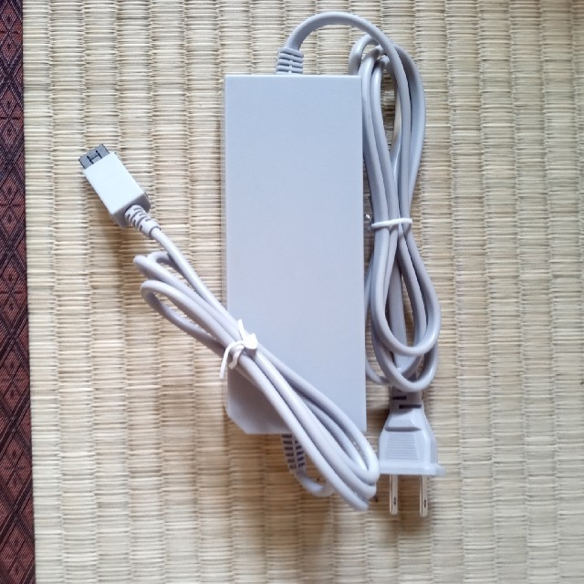 wiiアダプター スマホ/家電/カメラの生活家電(変圧器/アダプター)の商品写真