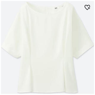 ユニクロ(UNIQLO)のユニクロ ドレープタックT ブラウス 半袖(シャツ/ブラウス(半袖/袖なし))