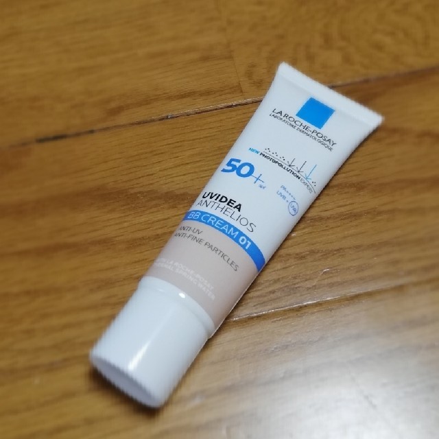 LA ROCHE-POSAY(ラロッシュポゼ)の【新品未使用】ラロッシュポゼ BBクリーム #01使用期限2022年9月箱無し コスメ/美容のベースメイク/化粧品(化粧下地)の商品写真