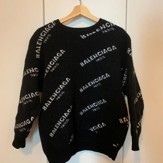 Balenciaga(バレンシアガ)のBALENCIAGA ブラック　ロゴニット　セーター メンズのトップス(ニット/セーター)の商品写真