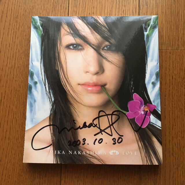 ♥中島美嘉さん♥直筆サインu0026生写真 | monsterdog.com.br