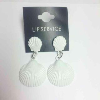 リップサービス(LIP SERVICE)の新品 定価2000円！シェルピアス 白(ピアス)