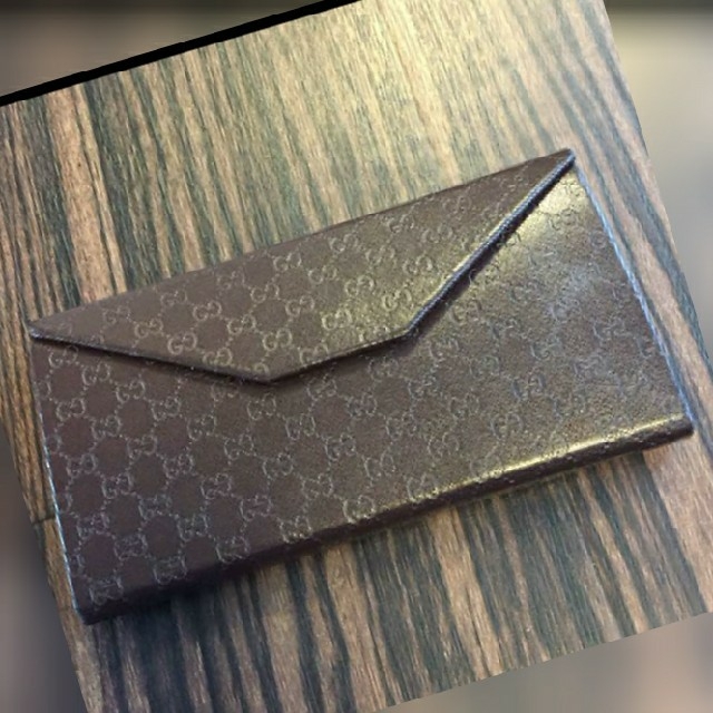 Gucci(グッチ)のGUCCI　メガネケース レディースのファッション小物(サングラス/メガネ)の商品写真