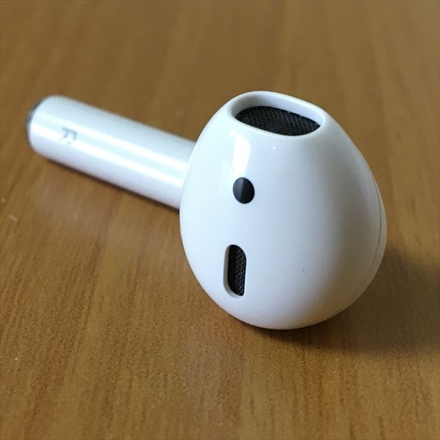 Apple純正 第2世代 AirPods 右（R）のみ A2032  （3