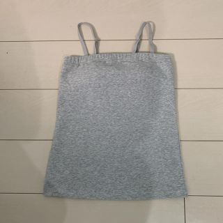 ユニクロ(UNIQLO)の新品、ブラトップ、カップ付き、ベアトップ、カップ付きキャミ、グレー、M.(ベアトップ/チューブトップ)