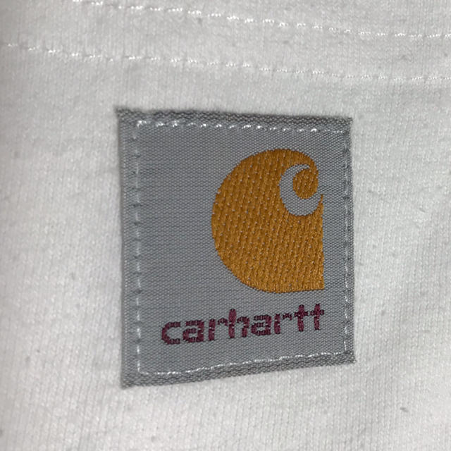 carhartt(カーハート)のcarhartt Tシャツ白 Mサイズ メンズのトップス(Tシャツ/カットソー(半袖/袖なし))の商品写真