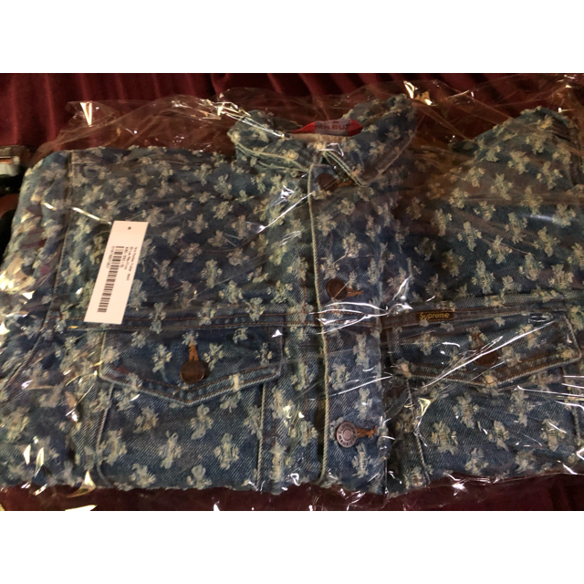 Supreme(シュプリーム)のsupreme hole punch denim jacket サイズM メンズのジャケット/アウター(Gジャン/デニムジャケット)の商品写真