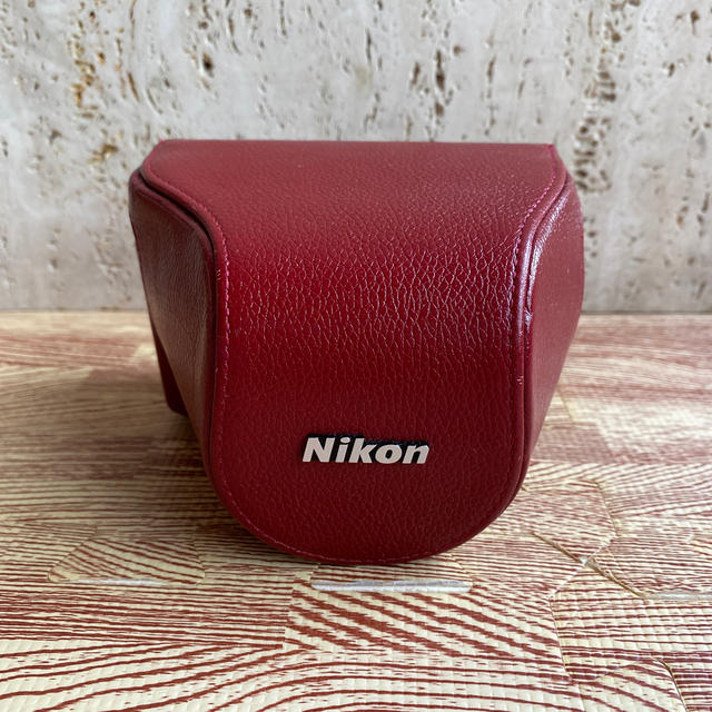 Nikon(ニコン)の♡Nikon♡本革一眼カメラケース スマホ/家電/カメラのカメラ(ケース/バッグ)の商品写真