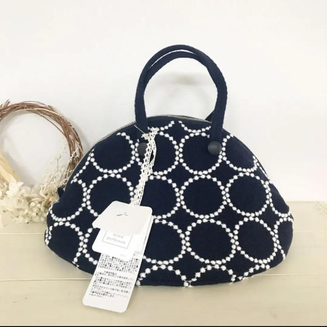 ミナペルホネン　minapherujonen 　ベルバッグ　bell bag 小ハンドバッグ